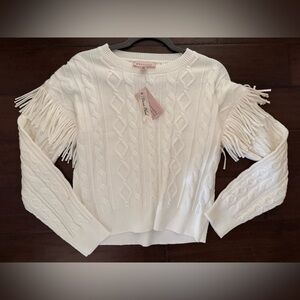 Philosophy cream cable knit fringe sweater in a viscose blend Women’s size S NWT
